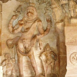 Karnataka_ Hampi, Badami, Aihole, Pattadakal, Belur