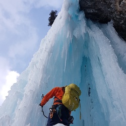 Ice climbing - Canmore and nearby areas